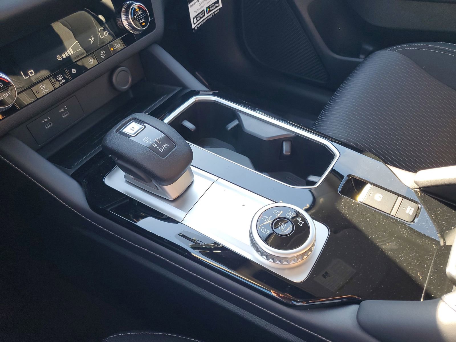 New 2026 Mitsubishi Outlander ES image 18