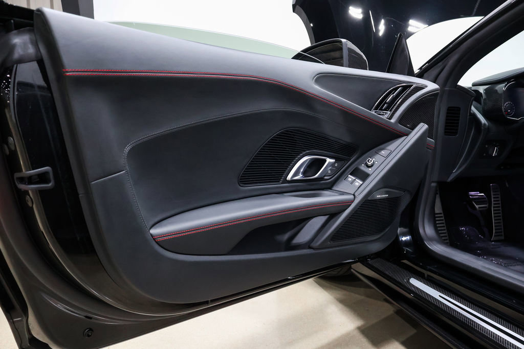 Used 2022 Audi R8 V10 performance image 41