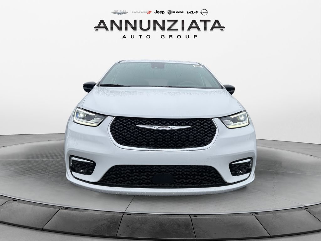 New 2026 Chrysler Pacifica Select FWD image 8