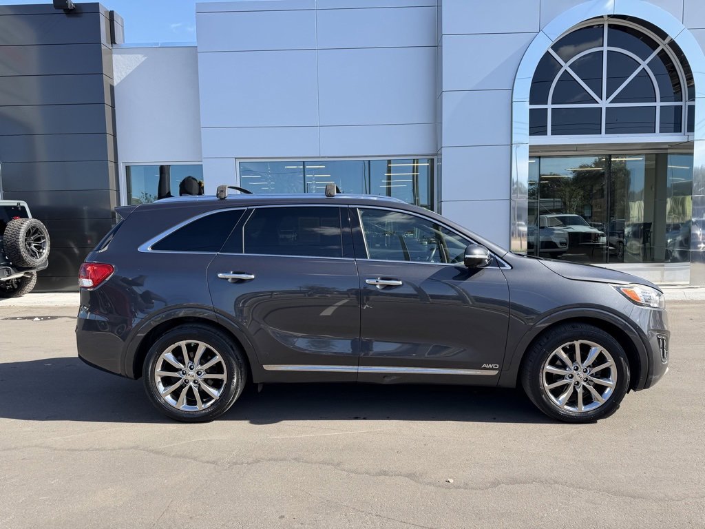 Used 2017 Kia Sorento SX image 7