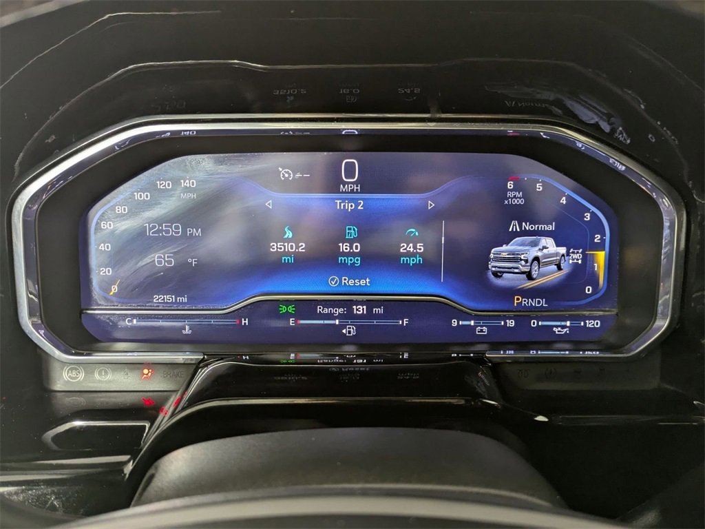 Used 2025 Chevrolet Silverado 1500 LT image 16