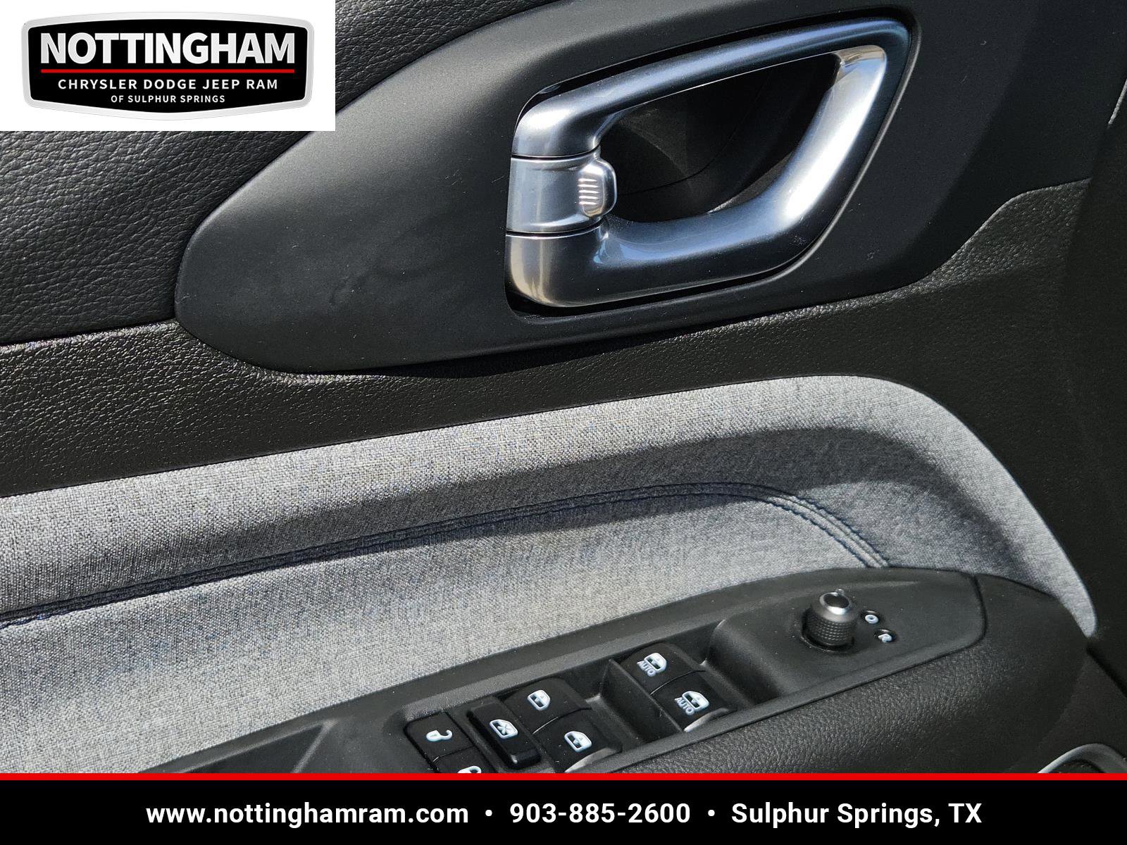 Used 2024 Jeep Compass Sport image 27