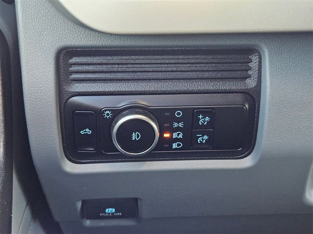 Used 2024 Ford F250 XL w/ XL Chrome Package image 20