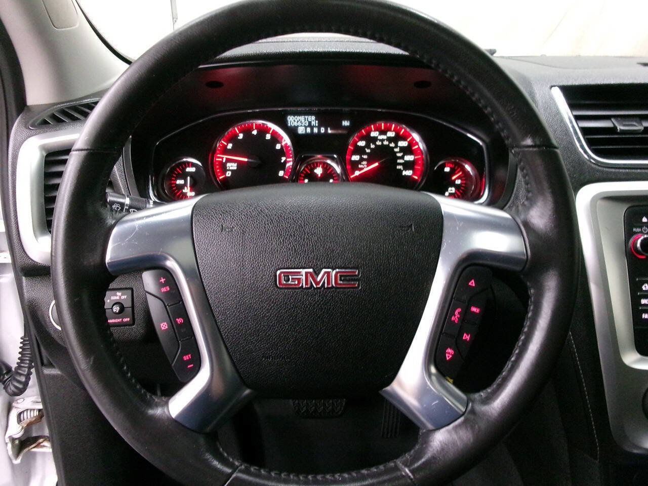 Used 2016 GMC Acadia SLE AWD/4WD image 32