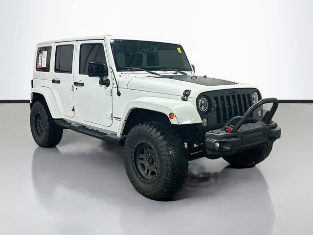 Used 2014 Jeep Wrangler Unlimited Sahara image 3