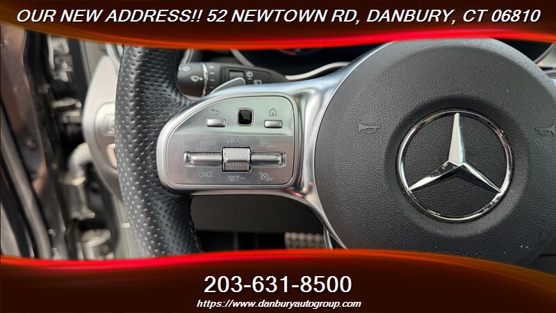 Used 2022 Mercedes-Benz GLC 300 4MATIC image 24
