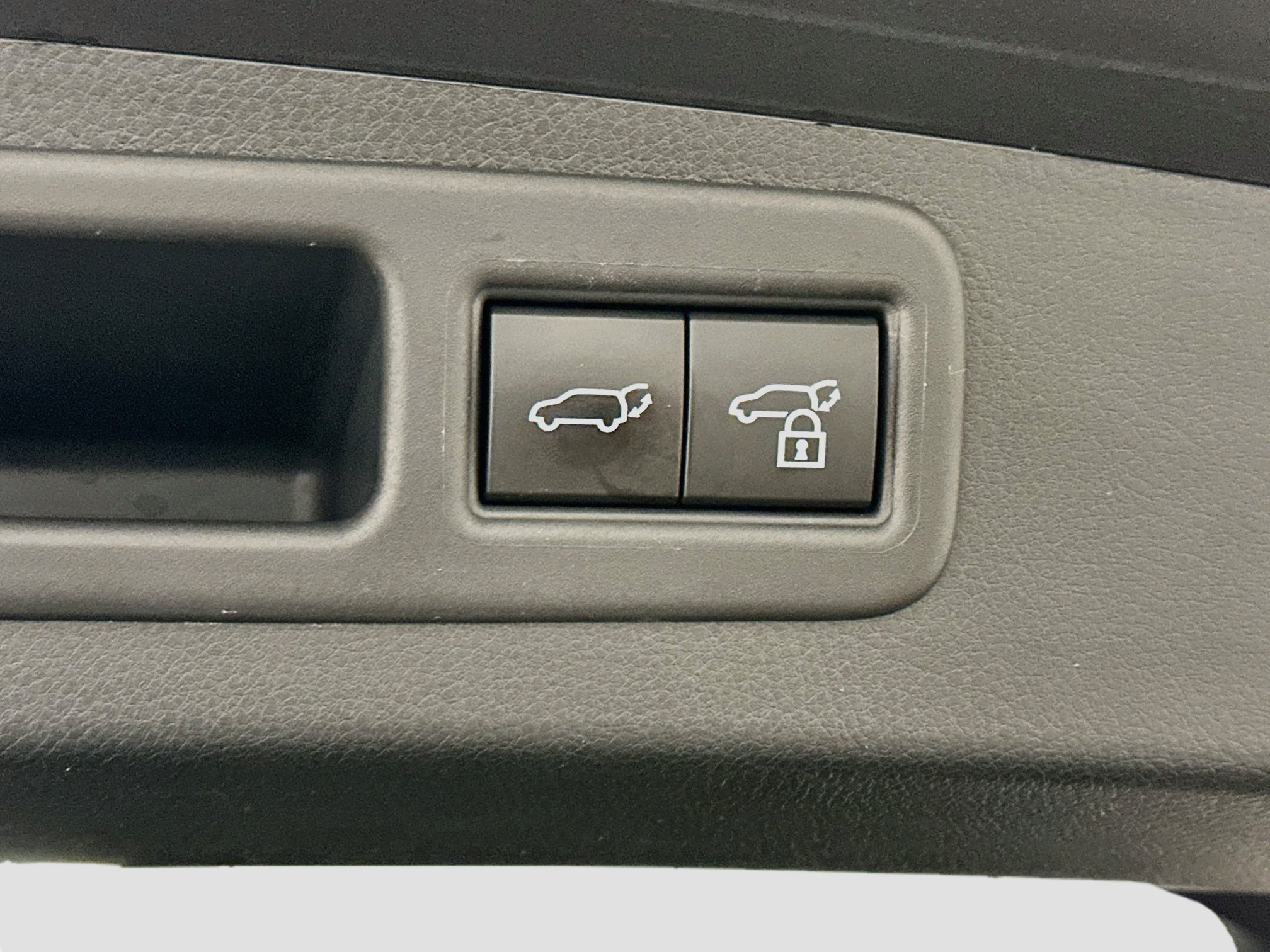 Used 2023 Lexus RX 350 Premium w/ Accessory Package AWD/4WD image 32