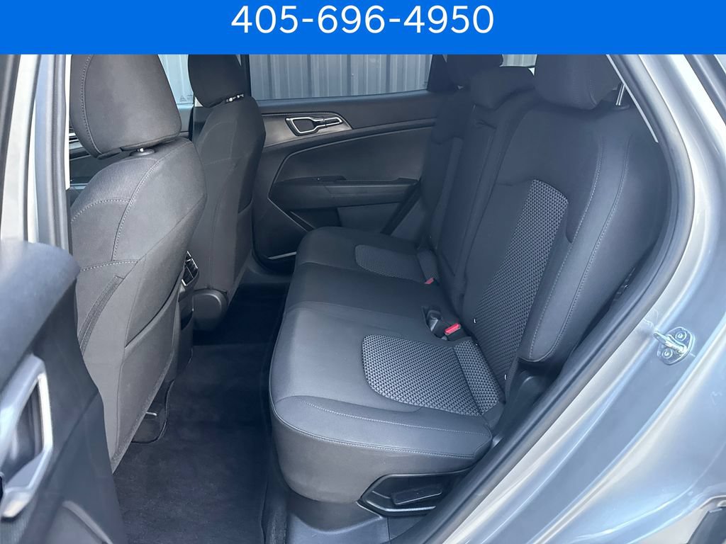 Used 2023 Kia Sportage LX AWD/4WD image 27
