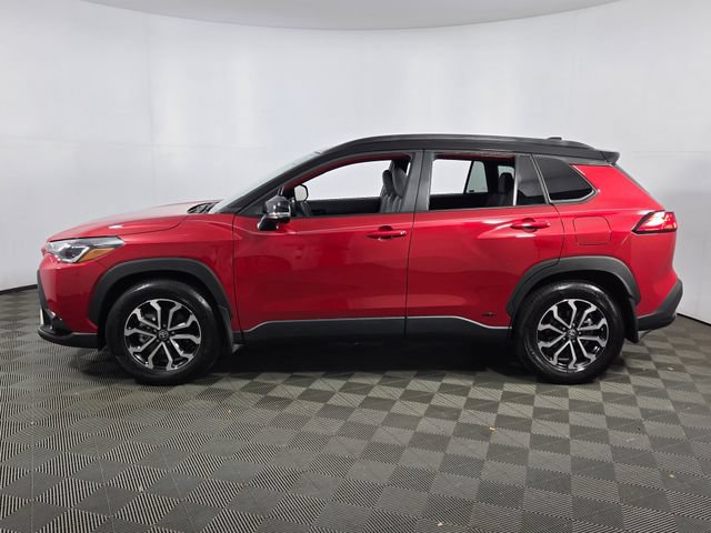 Used 2023 Toyota Corolla Cross AWD Hybrid w/ Moonroof Package image 4