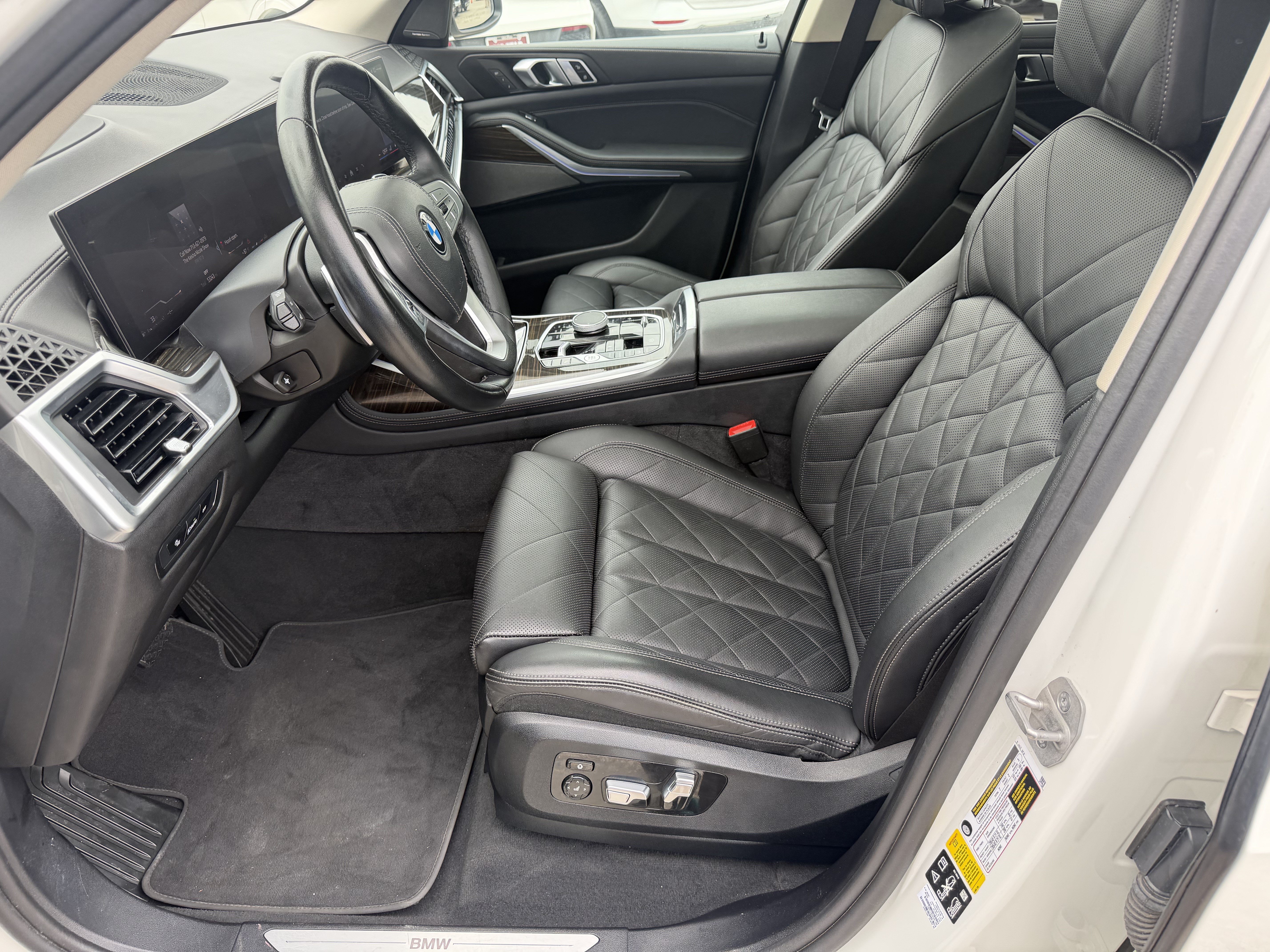 Used 2024 BMW X7 xDrive40i AWD/4WD image 20