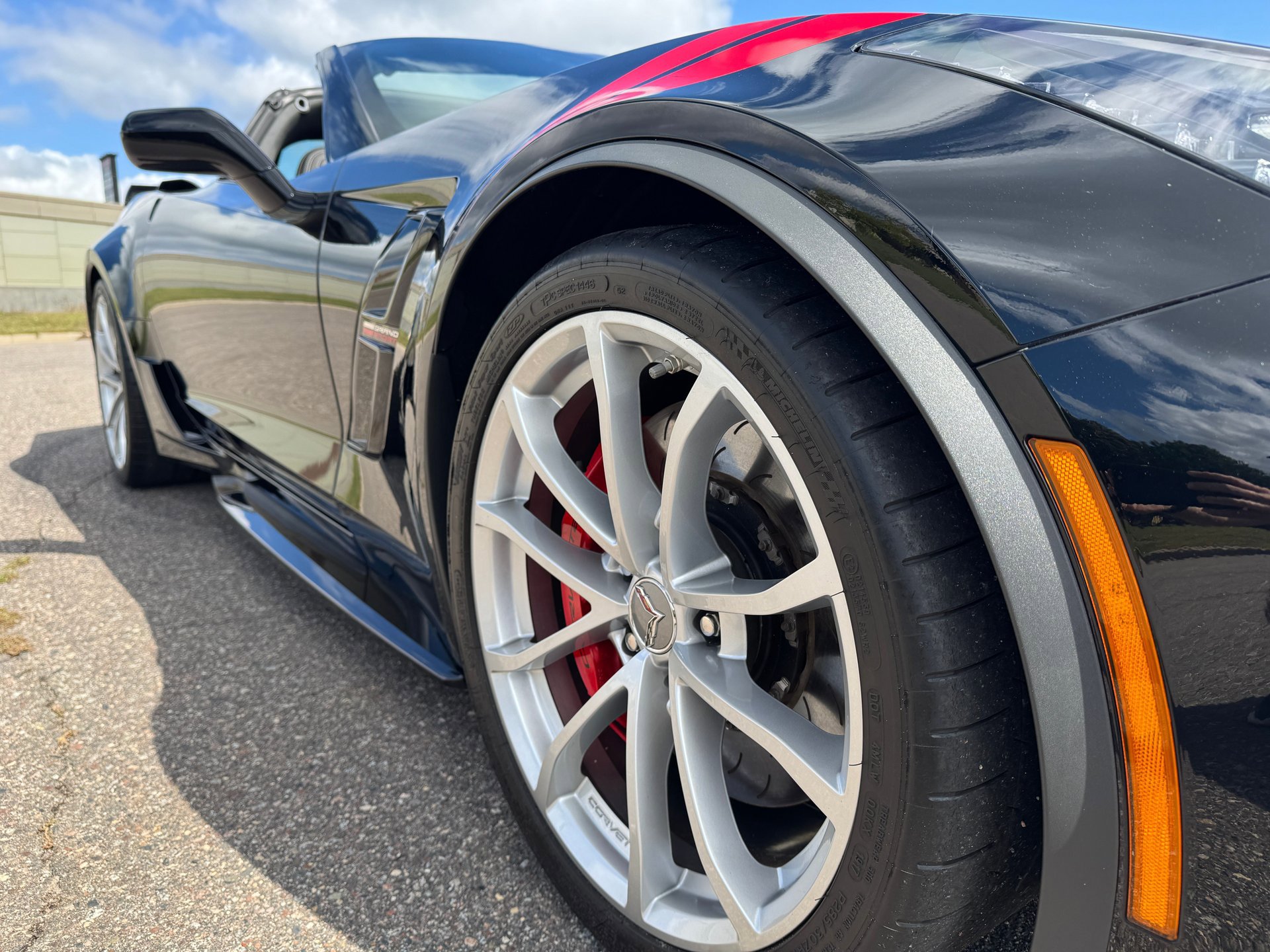 Used 2018 Chevrolet Corvette Grand Sport image 25