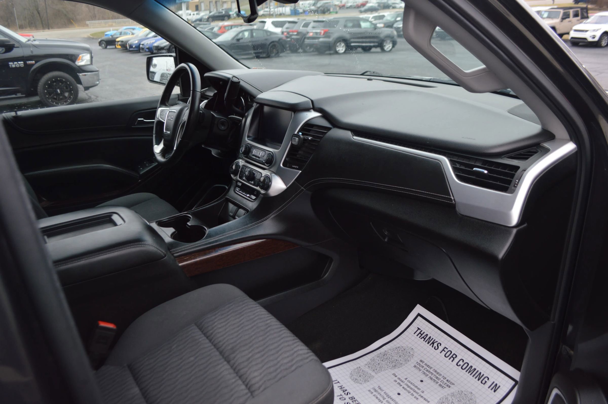 Used 2016 GMC Yukon SLE w/ HD Trailering Package image 19