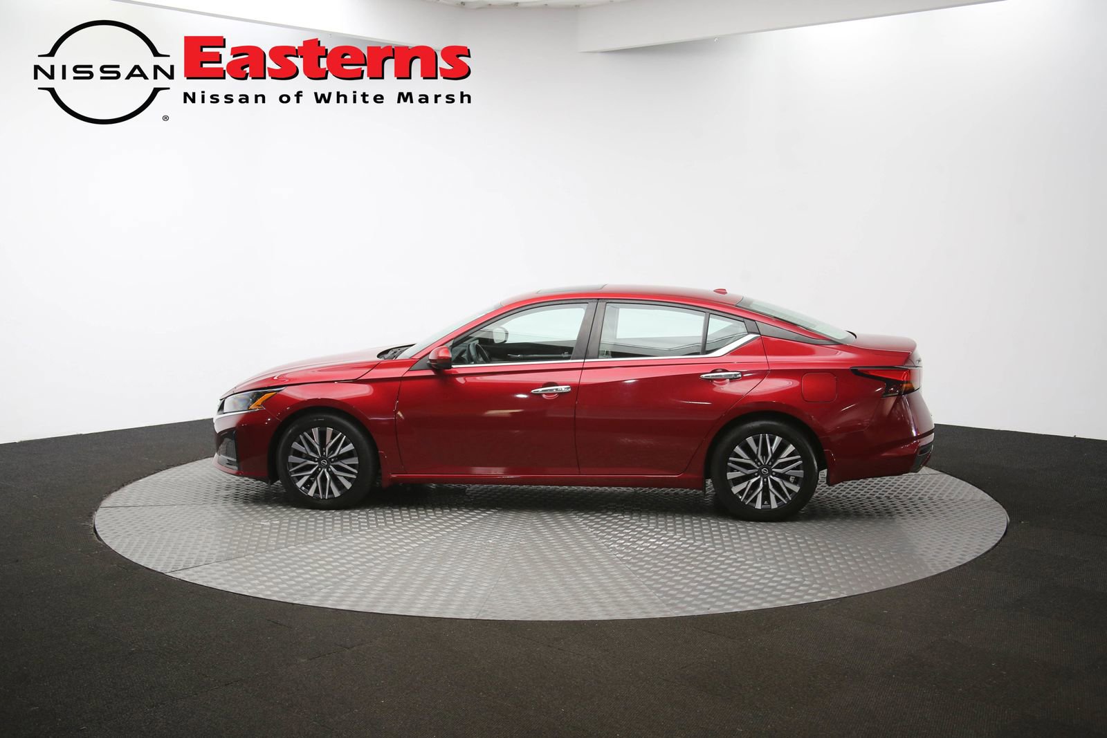 Used 2023 Nissan Altima 2.5 SV w/ SV Premium Package image 91