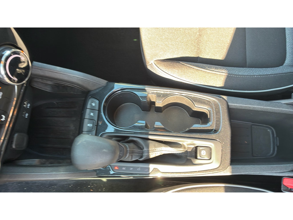 Used 2025 Chevrolet TrailBlazer LT FWD image 16