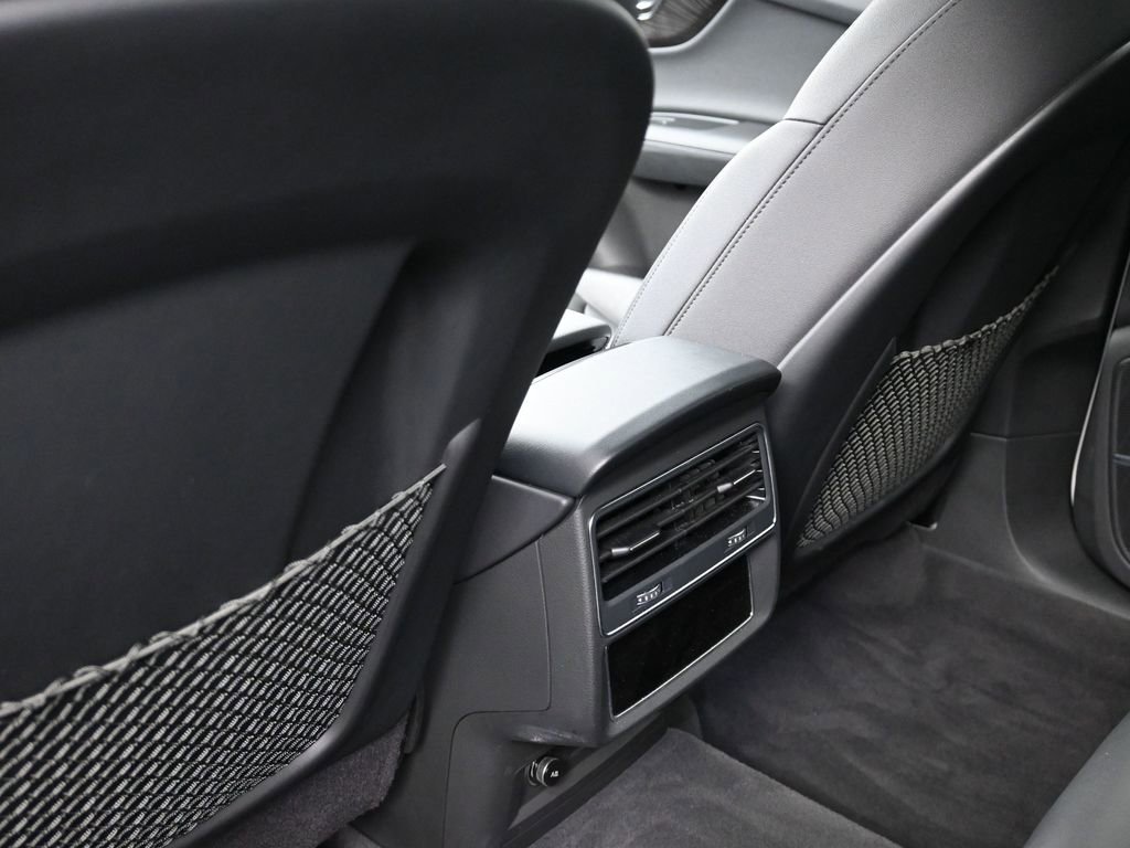 Used 2023 Audi Q7 2.0T Premium Plus w/ Premium Plus Package image 12