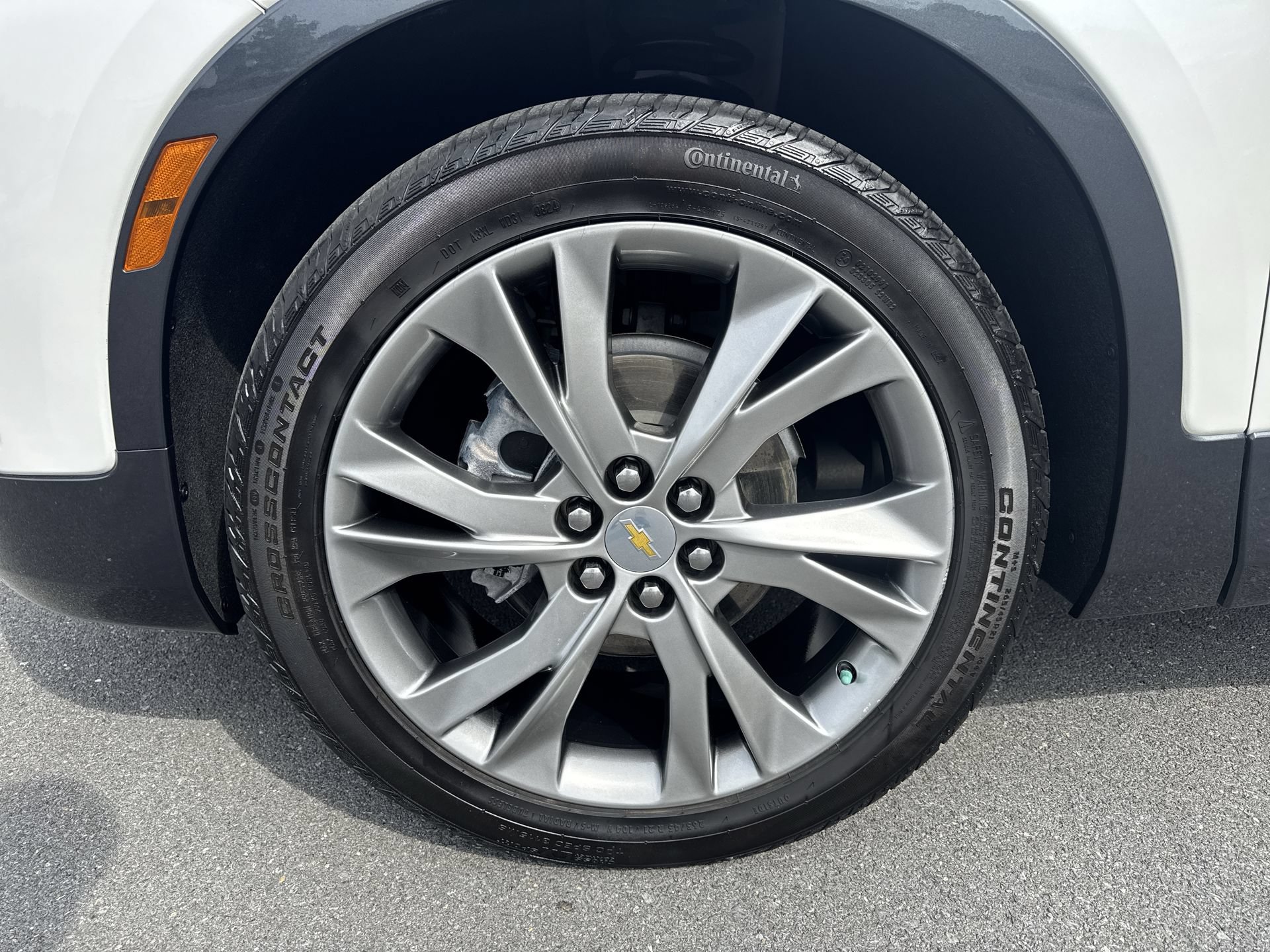 Certified 2022 Chevrolet Blazer Premier w/ Enhanced Convenience Package AWD/4WD image 19