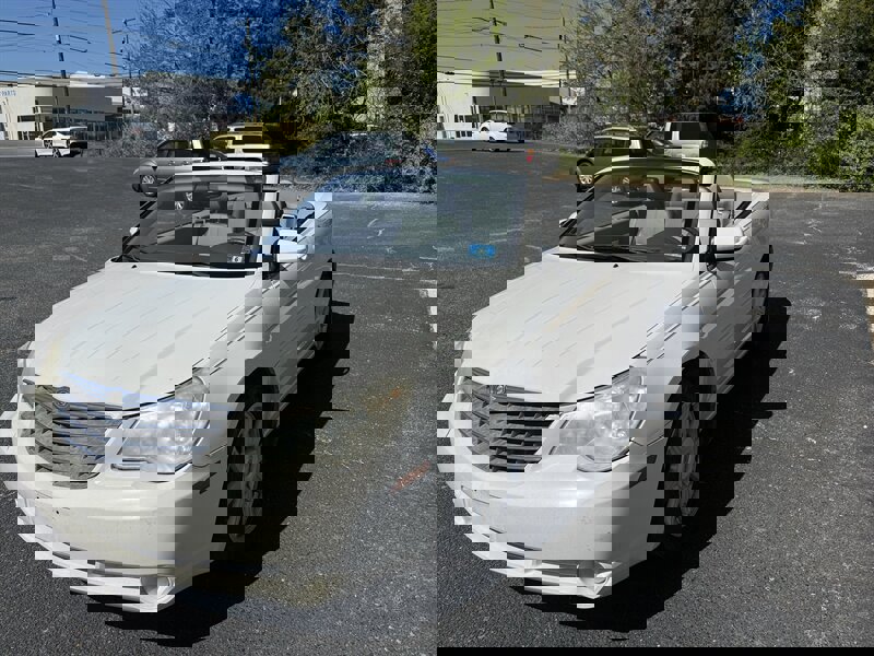 Used 2008 Chrysler Sebring Touring w/ Special Touring Group image 18