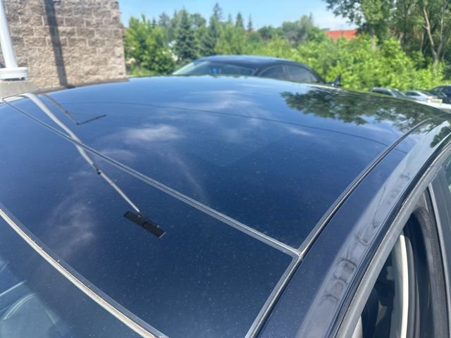 Used 2023 Volkswagen Jetta SE w/ Panoramic Sunroof Package FWD image 9
