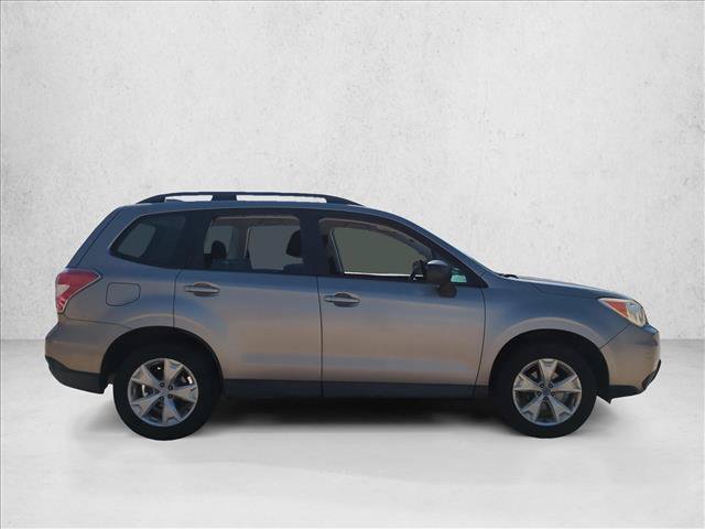 Used 2016 Subaru Forester 2.5i w/ Popular Package #2 AWD/4WD image 4