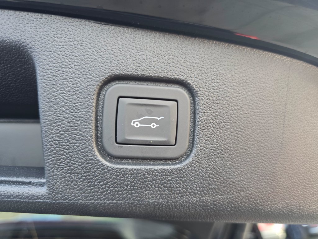 New 2026 Chevrolet Blazer EV RS w/ Super Cruise Package FWD image 7