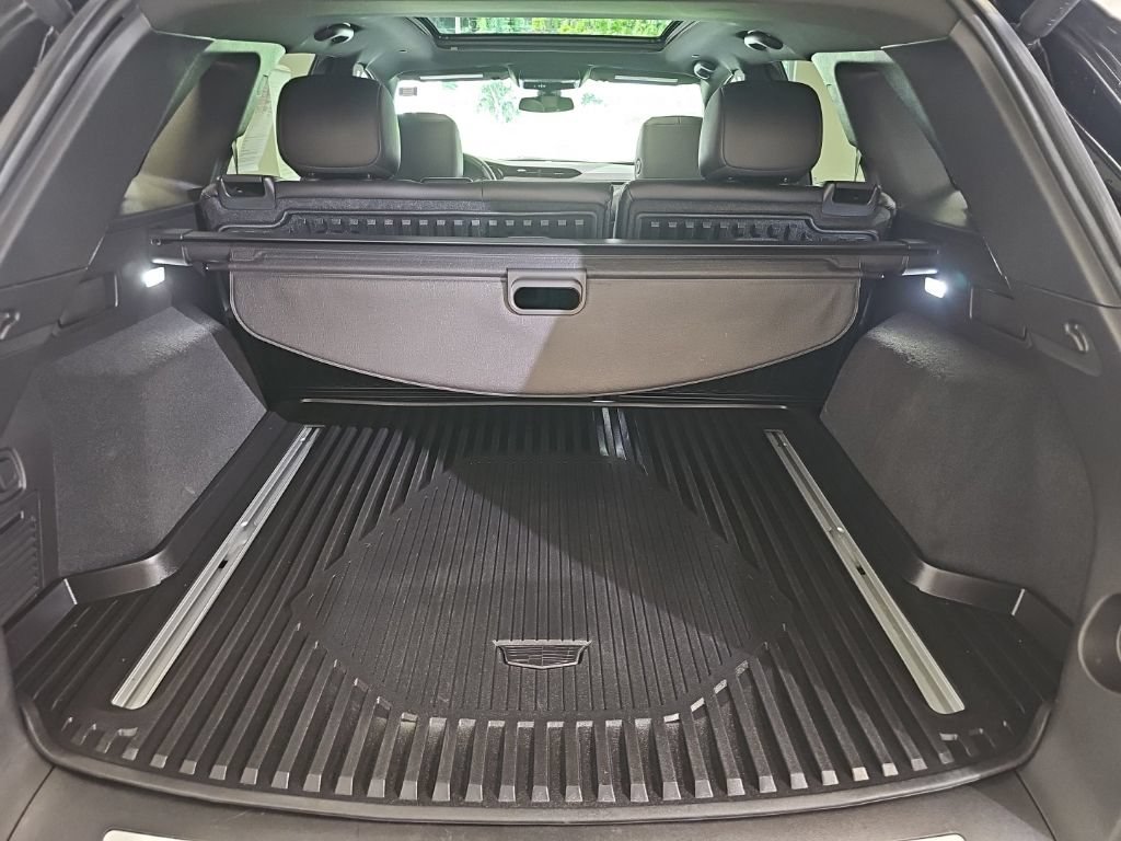 Used 2023 Cadillac XT5 Premium Luxury AWD/4WD image 15