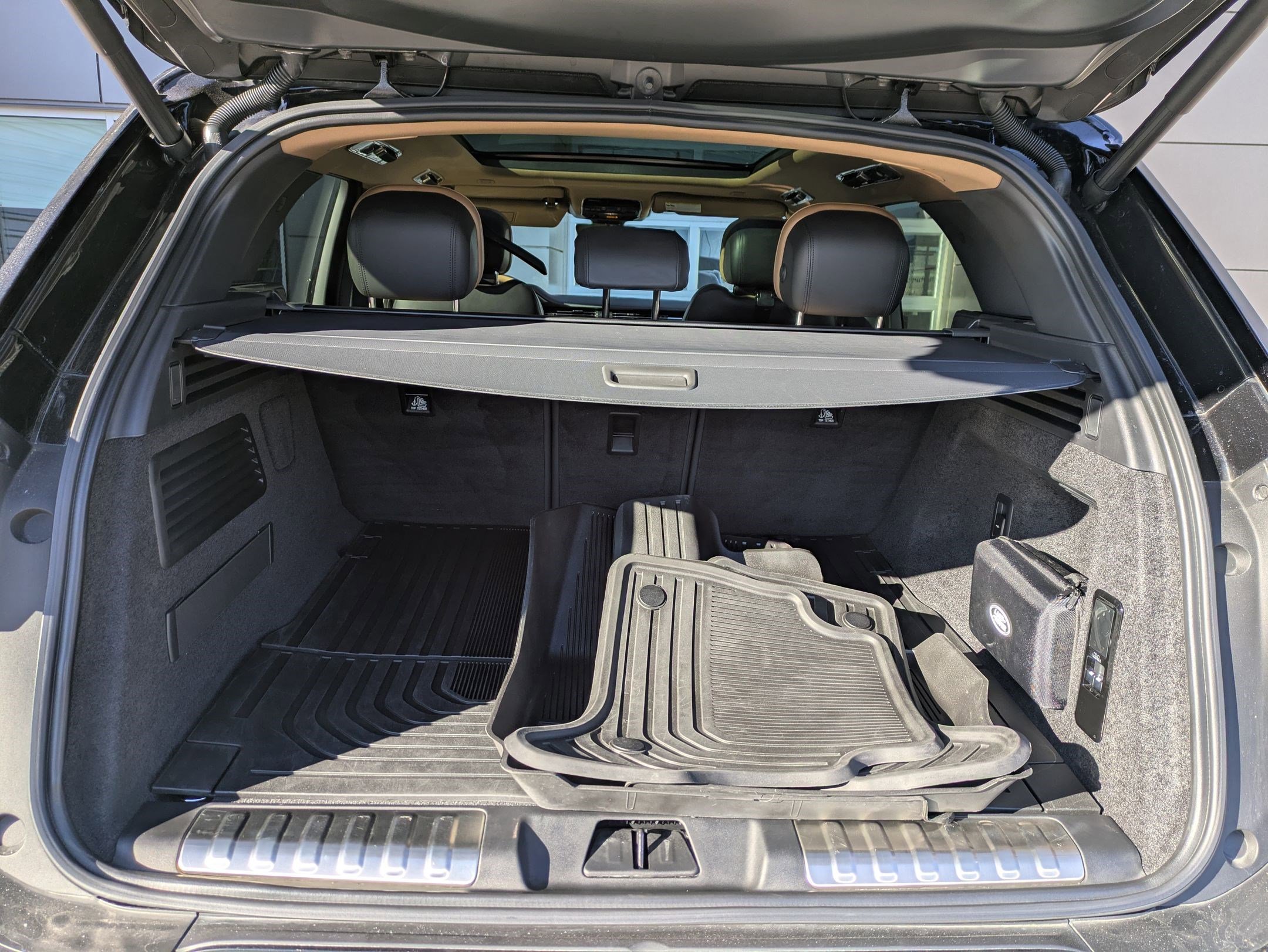 Certified 2024 Land Rover Range Rover Sport Dynamic SE image 24