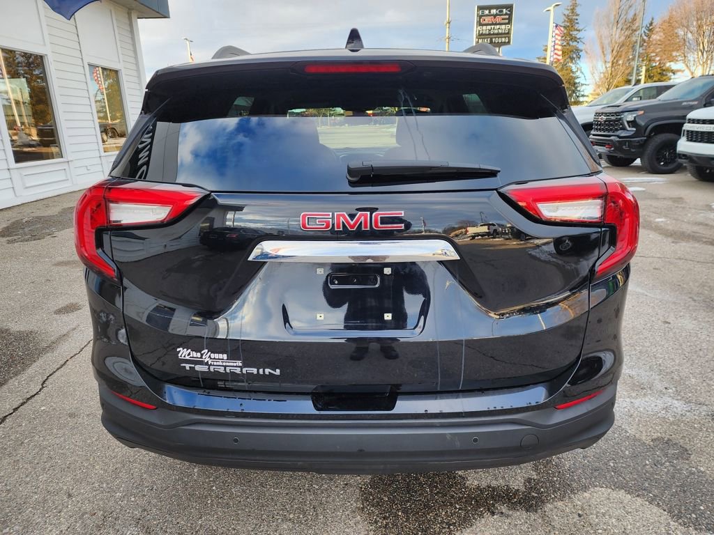 Certified 2024 GMC Terrain SLE w/ Driver Convenience Package image 6