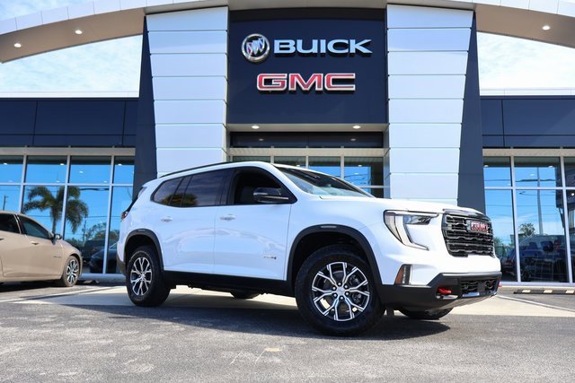 New 2025 GMC Acadia AT4 w/ Luxury Package