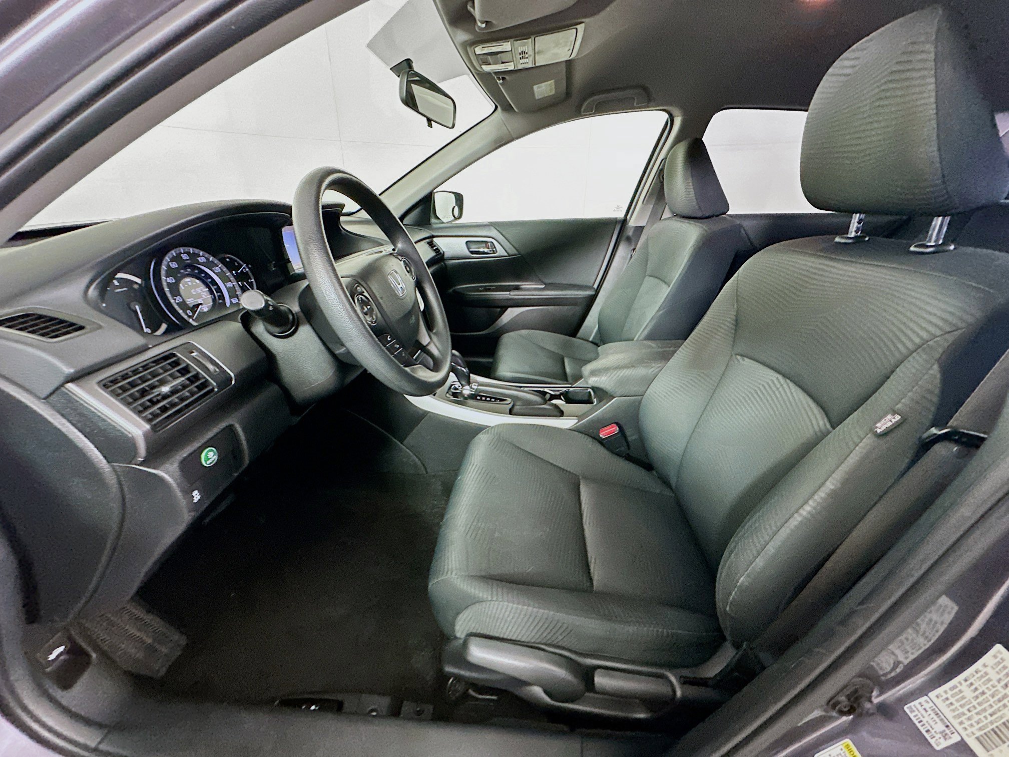 Used 2015 Honda Accord LX image 13