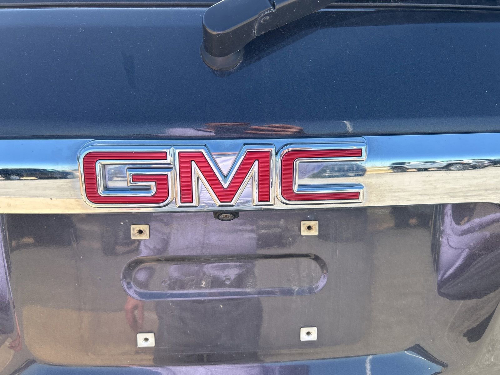 Used 2019 GMC Acadia SLE w/ LPO, Floor Liner Package FWD image 11