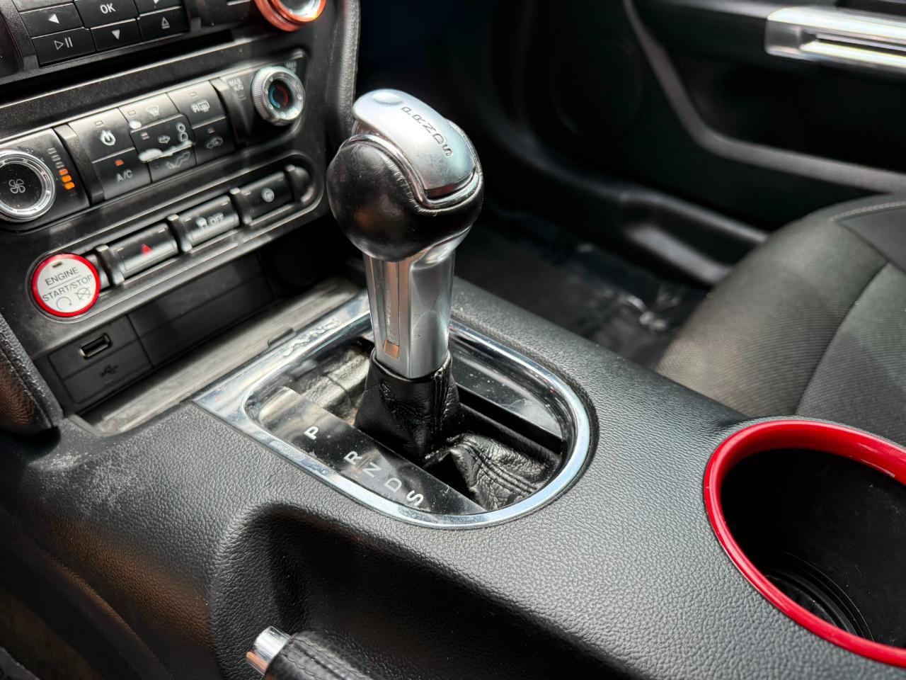 Used 2017 Ford Mustang Coupe RWD image 35