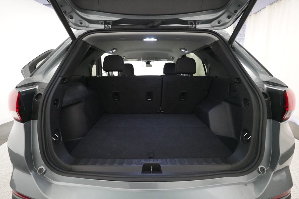 Used 2024 Chevrolet Equinox LT AWD/4WD image 10