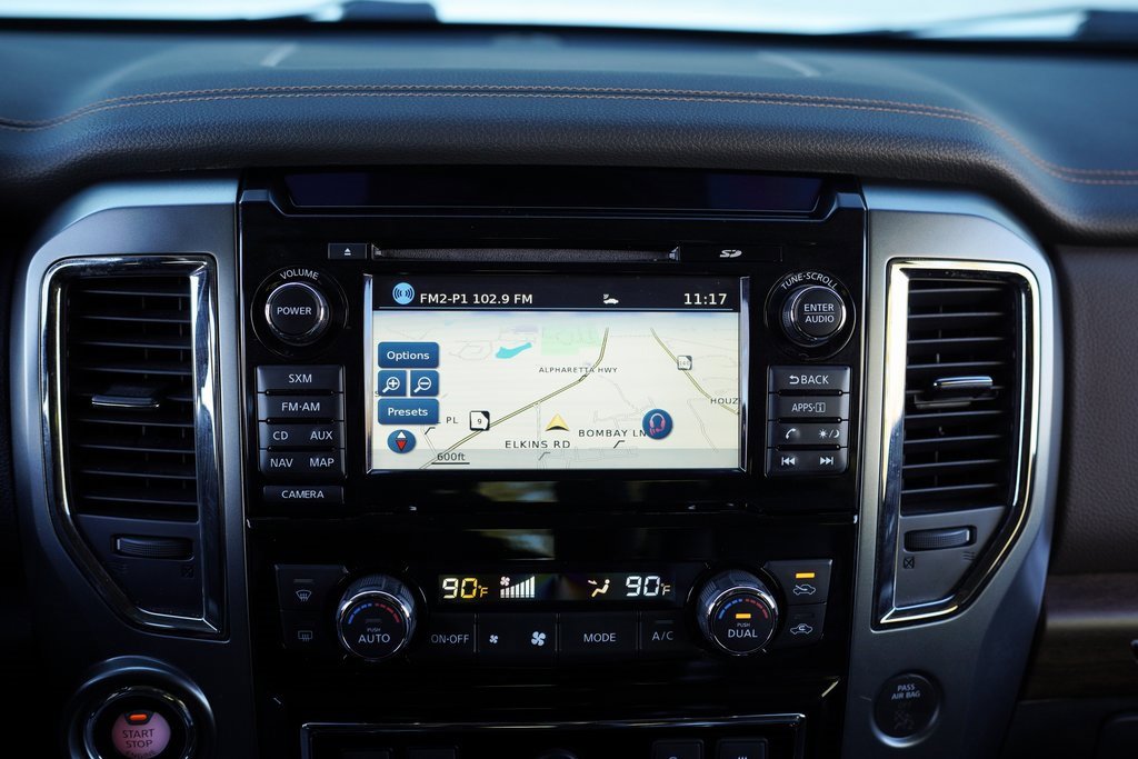 Used 2018 Nissan Titan Platinum Reserve image 29