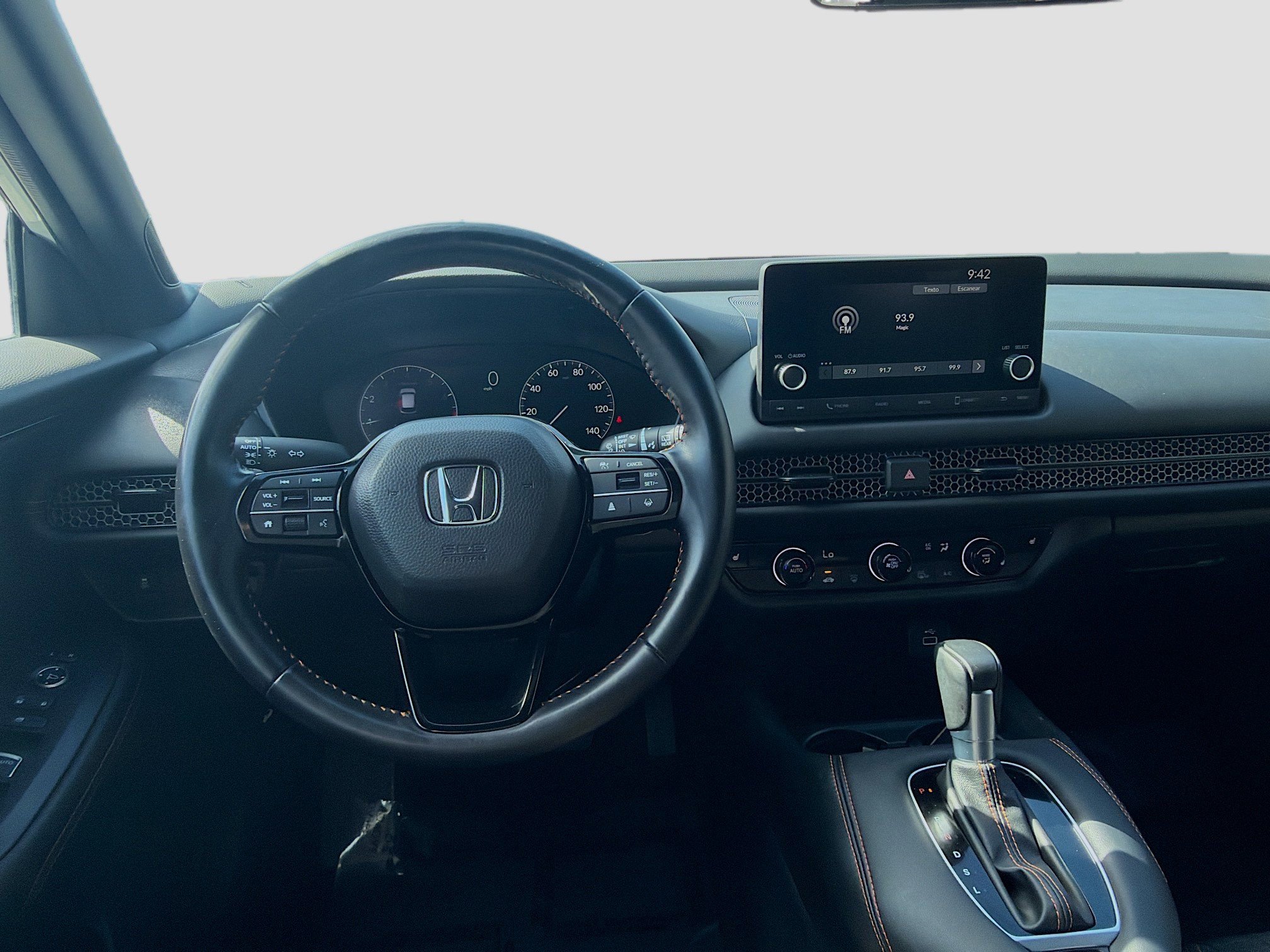 Certified 2025 Honda HR-V Sport image 20