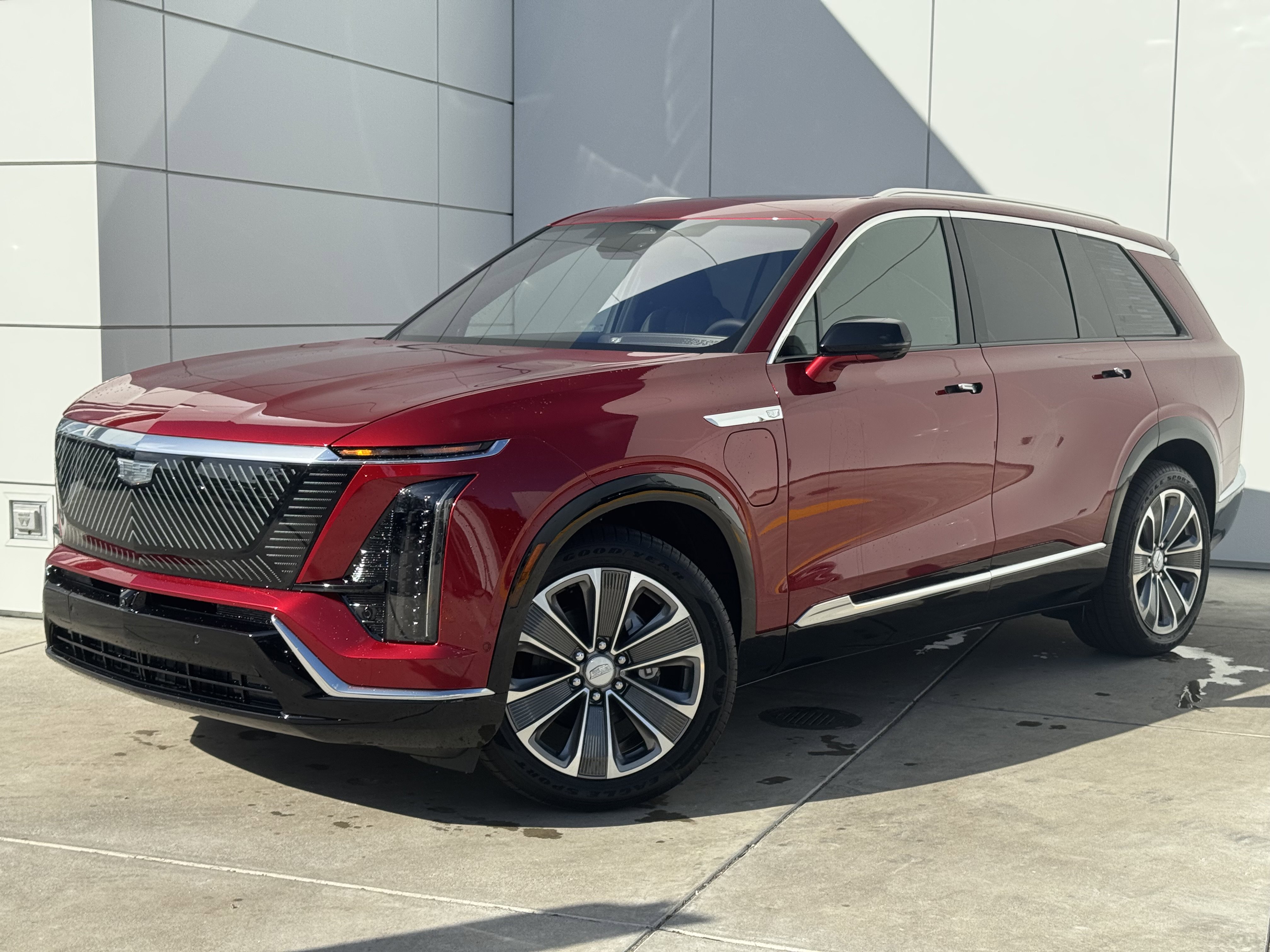 New 2026 Cadillac Vistiq Luxury image 2