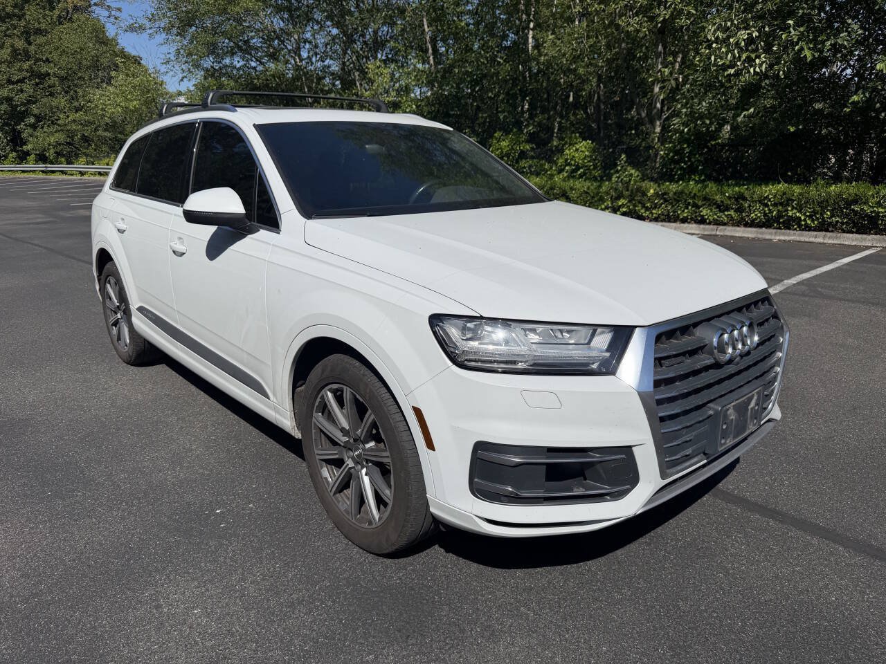 Used 2017 Audi Q7 3.0T Prestige AWD/4WD image 3