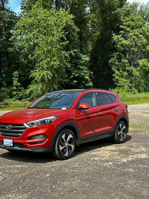 Used 2016 Hyundai Tucson Limited w/ Option Group 03 AWD/4WD image 4