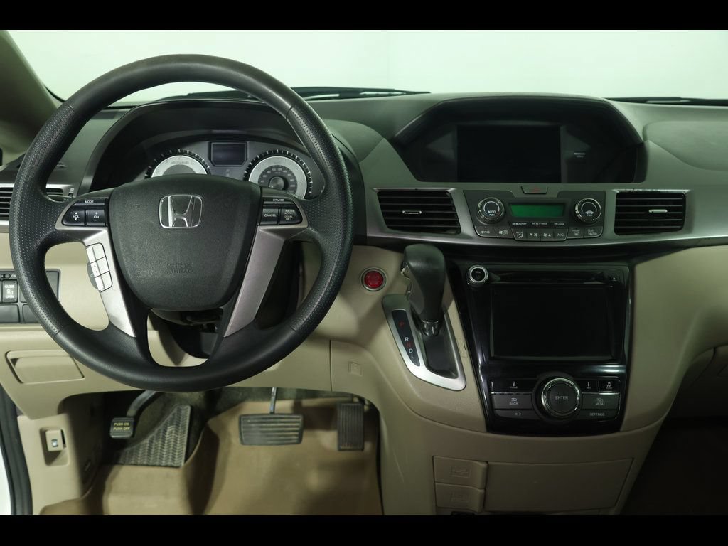 Used 2014 Honda Odyssey EX image 10