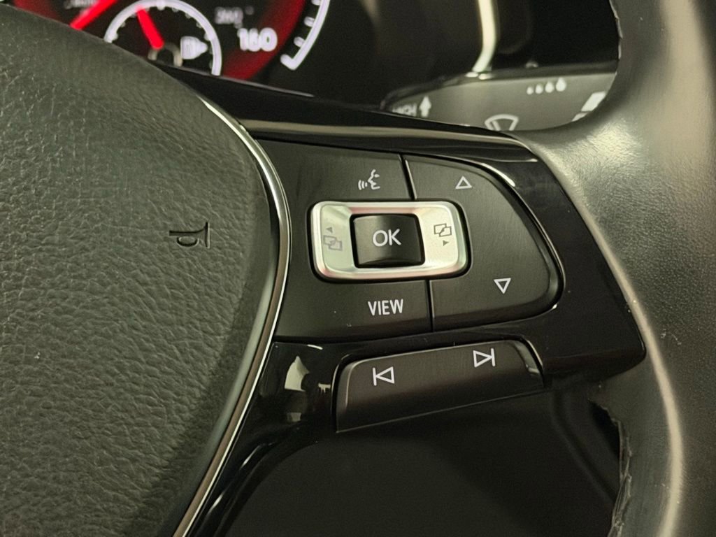 Used 2019 Volkswagen Jetta SE w/ Cold Weather Package image 34