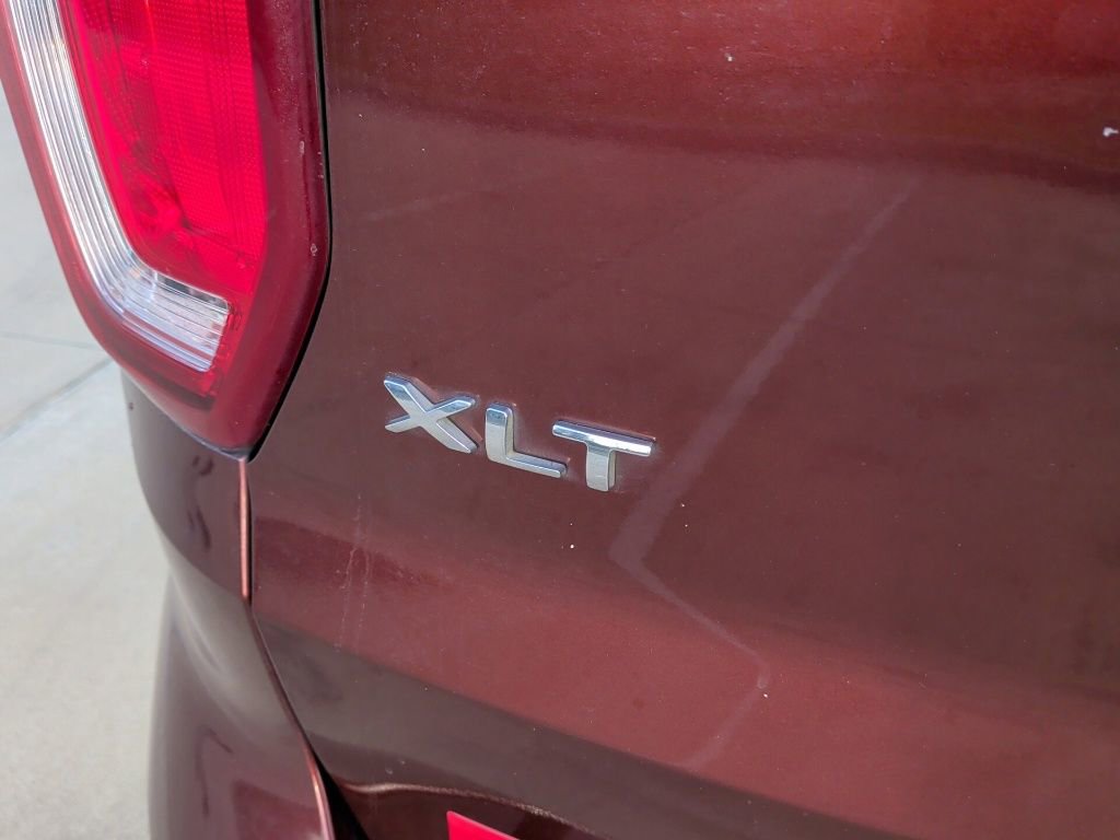 Used 2016 Ford Explorer XLT w/ Equipment Group 202A image 37