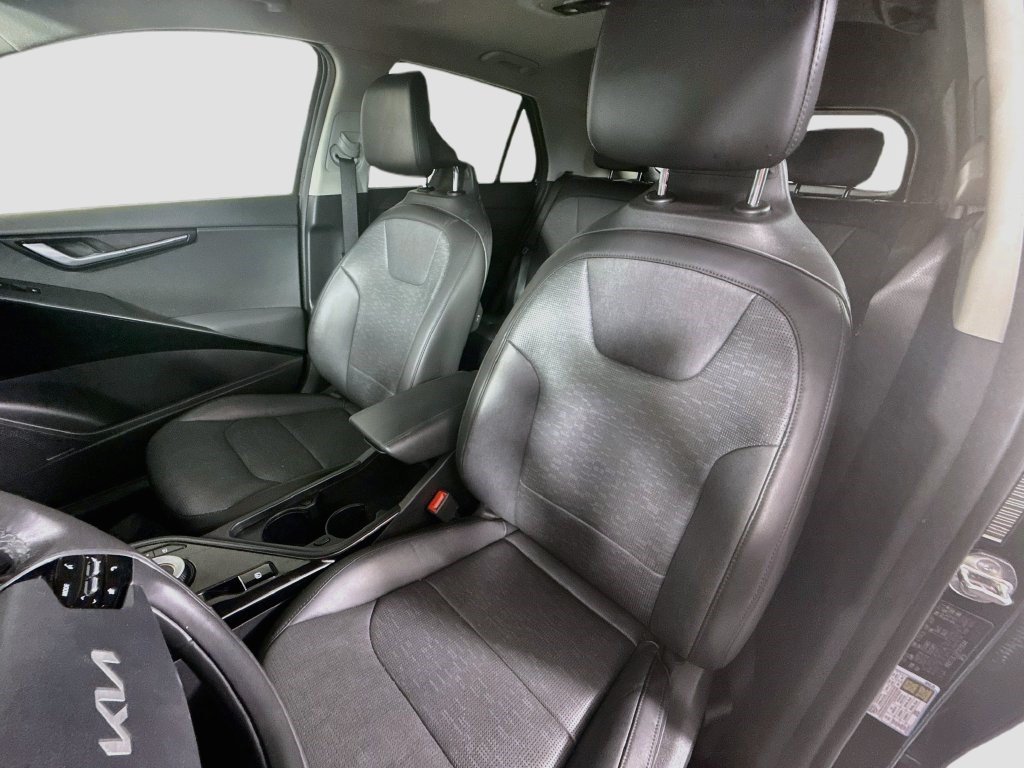 Used 2023 Kia Niro Wave FWD image 21