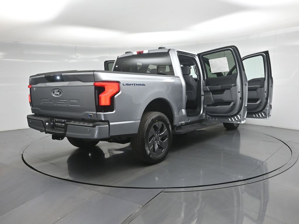 New 2025 Ford F150 Lightning Flash AWD/4WD image 5