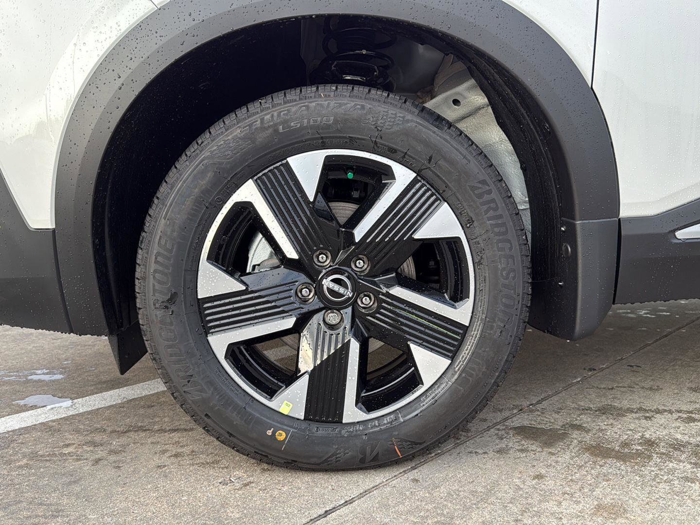 New 2026 Nissan Kicks SV image 11