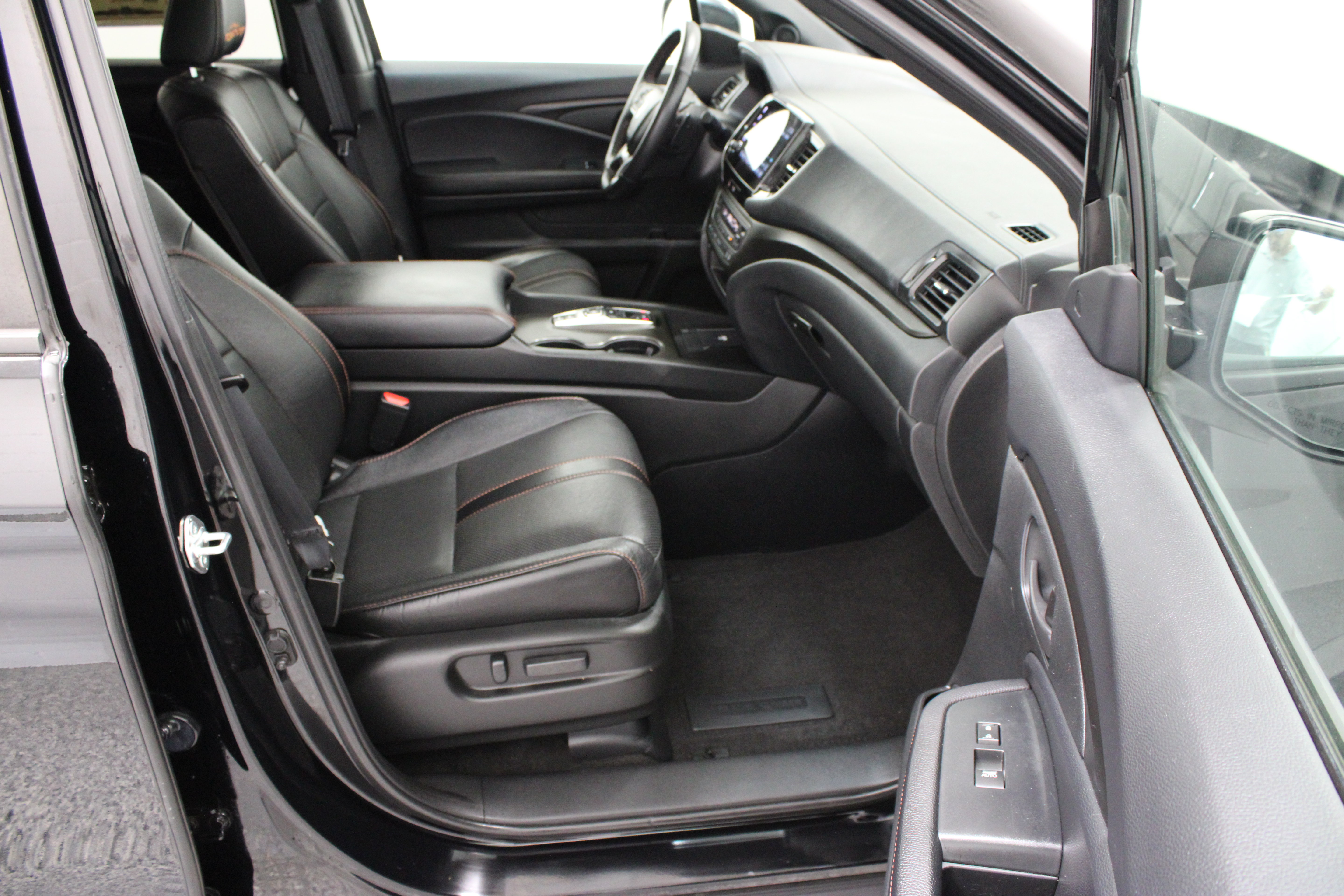 Used 2024 Honda Passport TrailSport image 38