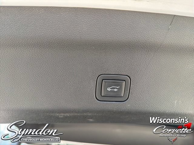 Used 2023 Chevrolet Tahoe Z71 w/ Luxury Package AWD/4WD image 23