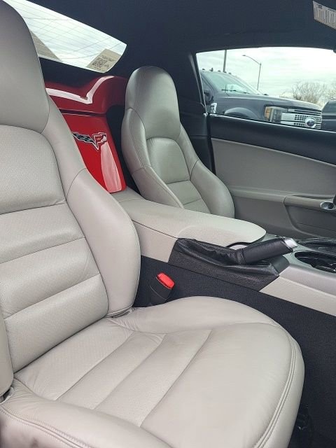 Used 2007 Chevrolet Corvette Convertible w/ Preferred Equipment Group image 12