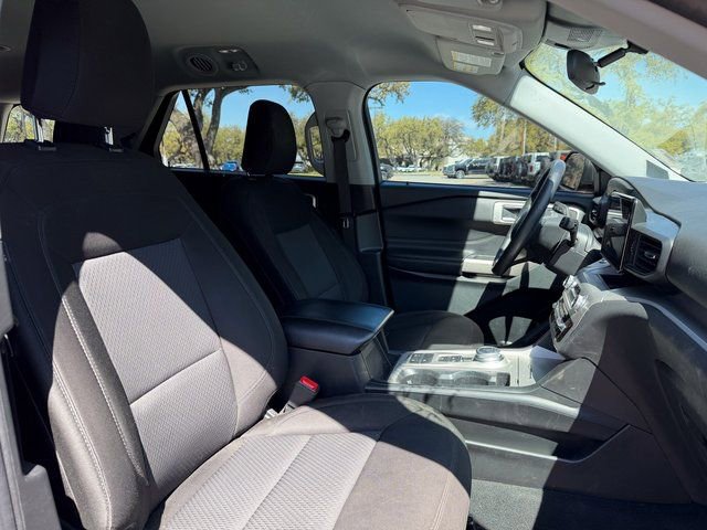 Used 2023 Ford Explorer XLT image 15