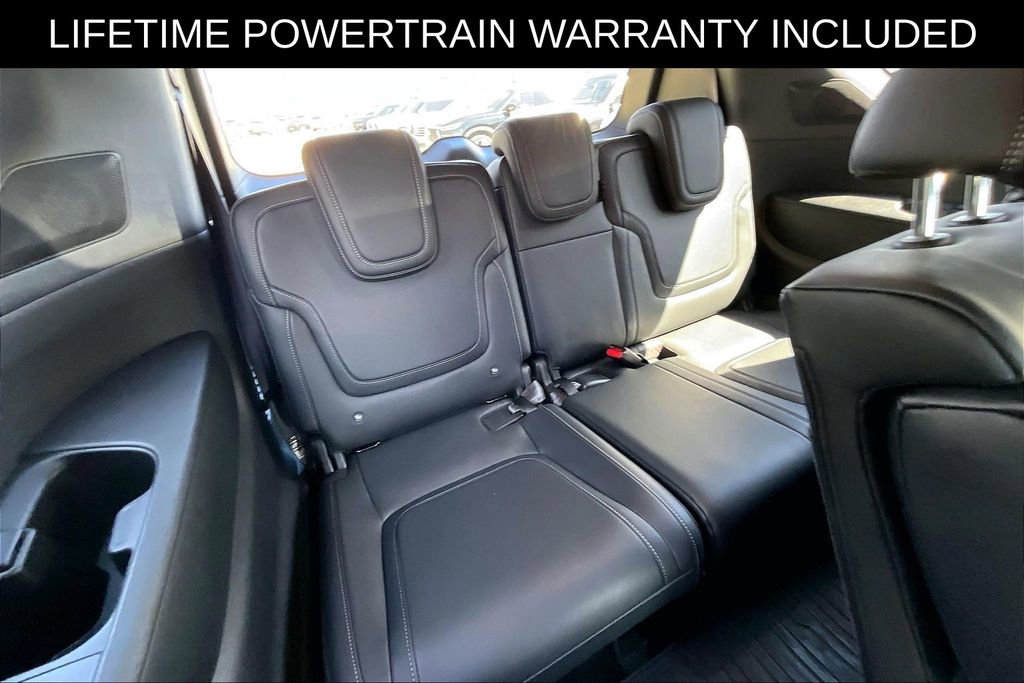 Used 2025 Nissan Armada PRO-4X image 34