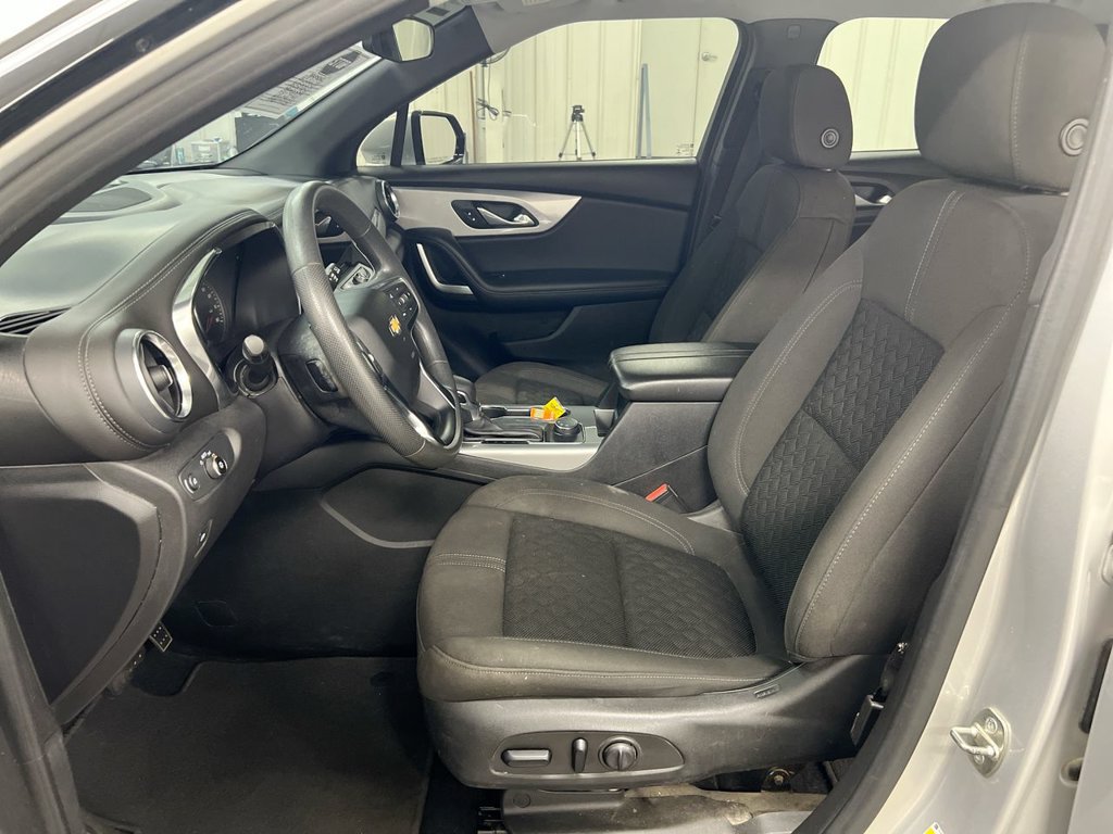 Used 2021 Chevrolet Blazer LT FWD image 19