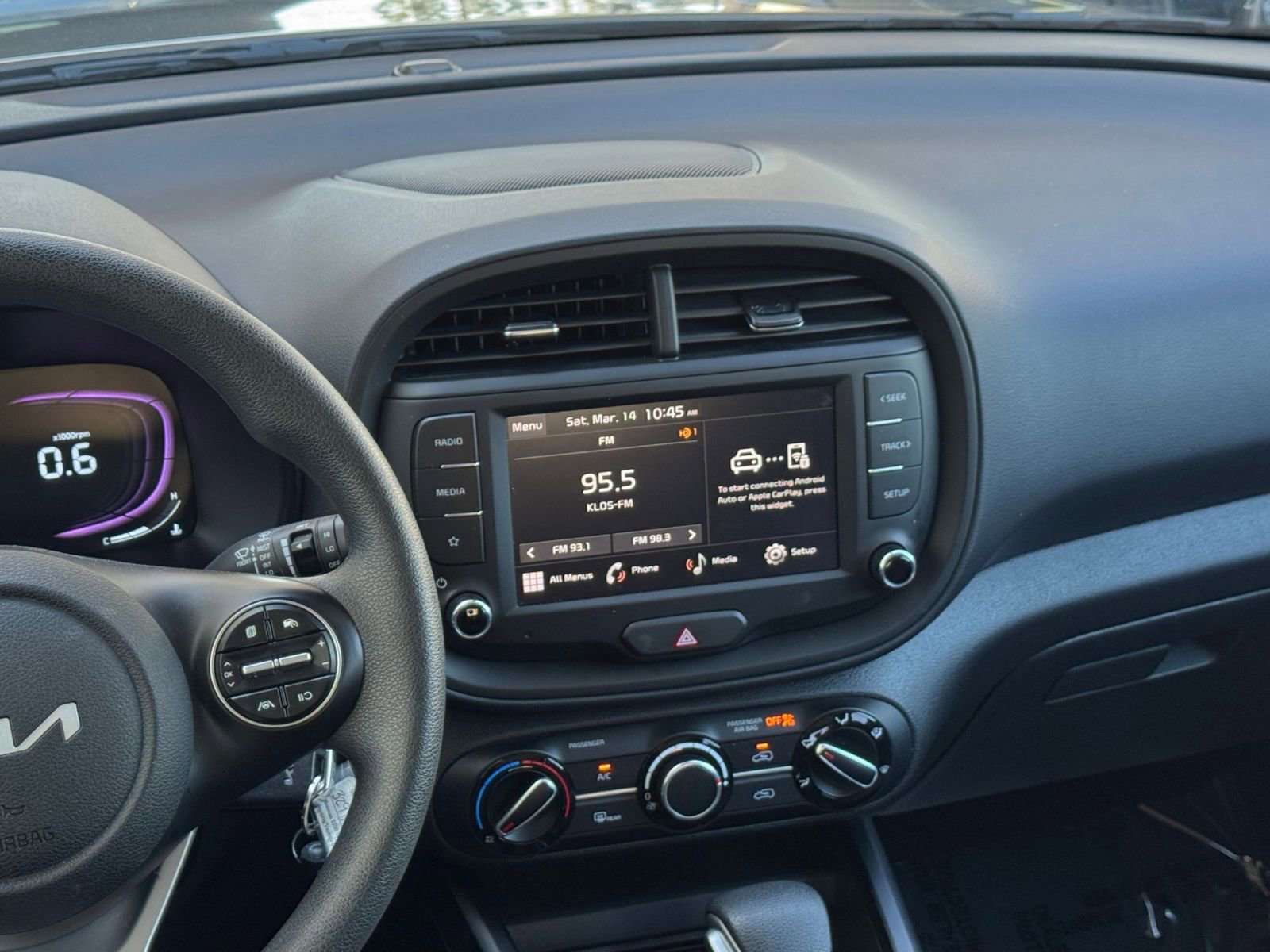 Used 2025 Kia Soul LX w/ LX Technology Package image 17